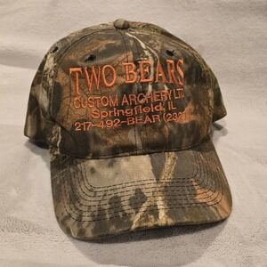 Two Bears Custom Archery LTD Camouflage Hunting Hat Springfield IL‎ Adjustable